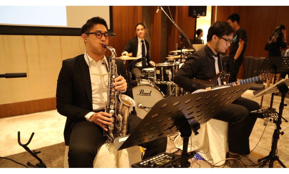 91077759-7c21-473e-8e87-900155c8489e